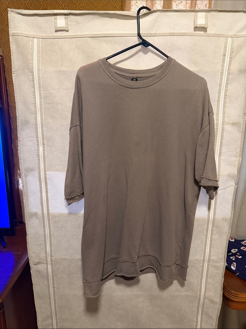 Forever 21 Men's Taupe Short Sleeve Crewneck Shirt
